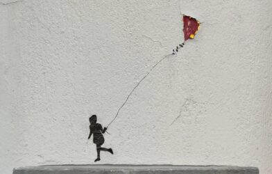 Édito Septembre Des cerfs-volants au-delà des murs